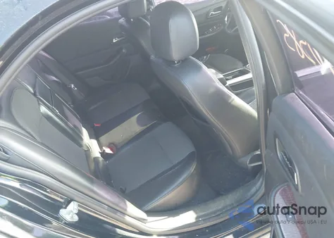 2013 Chevrolet Malibu Eco from USA, damaged, VIN 1G11D5RR5DF112277